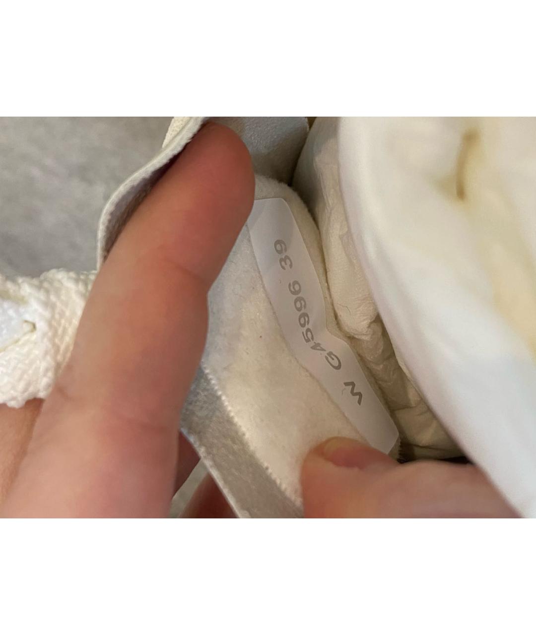 CHANEL Белые кожаные кроссовки, фото 4