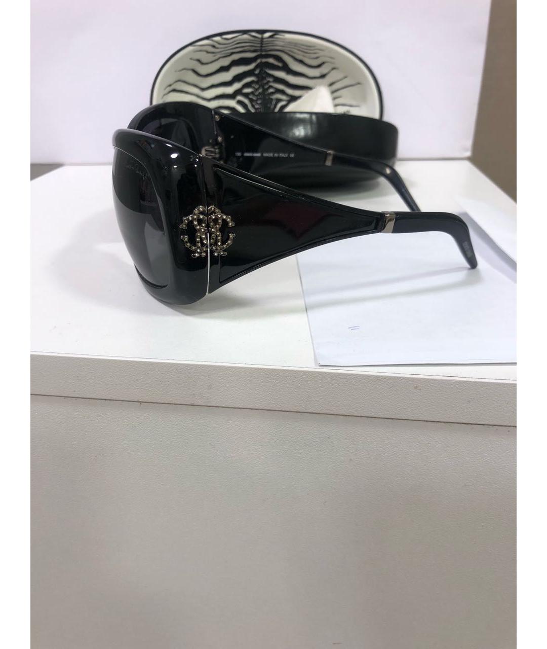 ROBERTO CAVALLI Черные пластиковые солнцезащитные очки, фото 2
