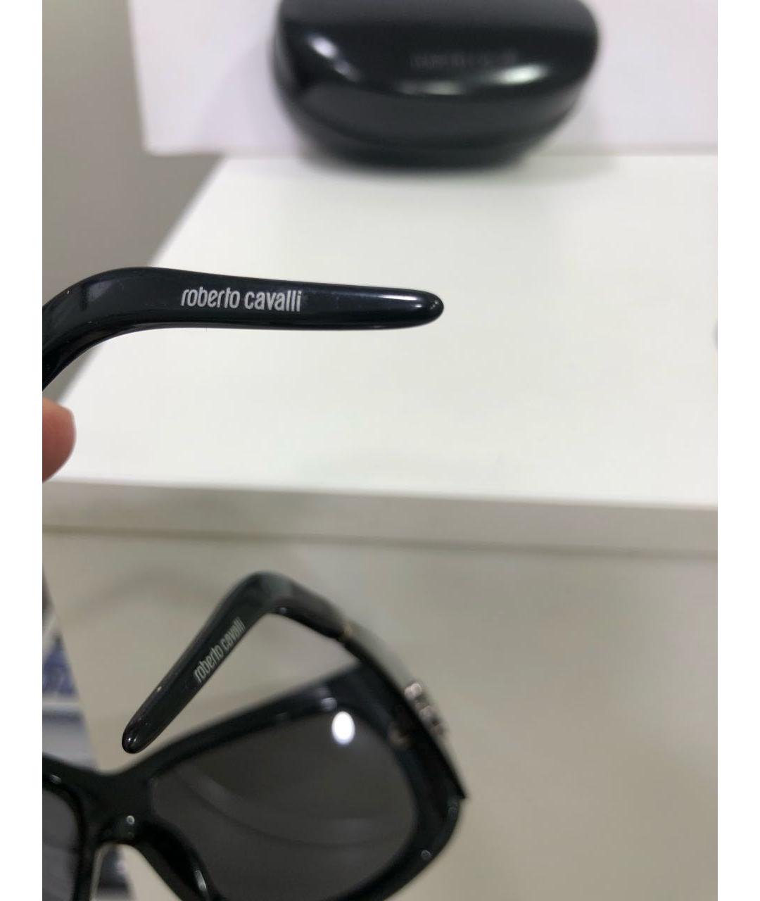 ROBERTO CAVALLI Черные пластиковые солнцезащитные очки, фото 7