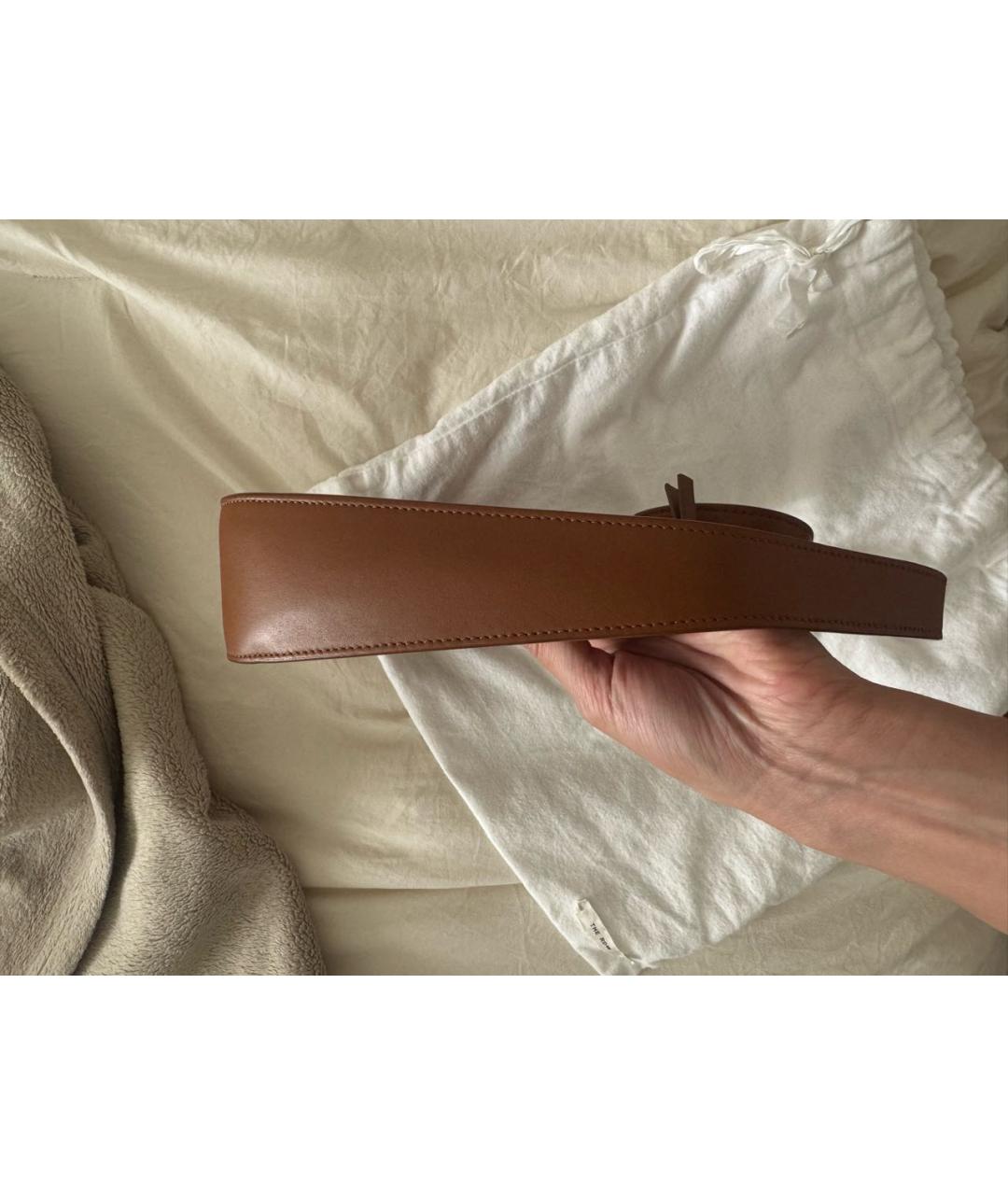 THE ROW Коричневая кожаная сумка с короткими ручками, фото 2