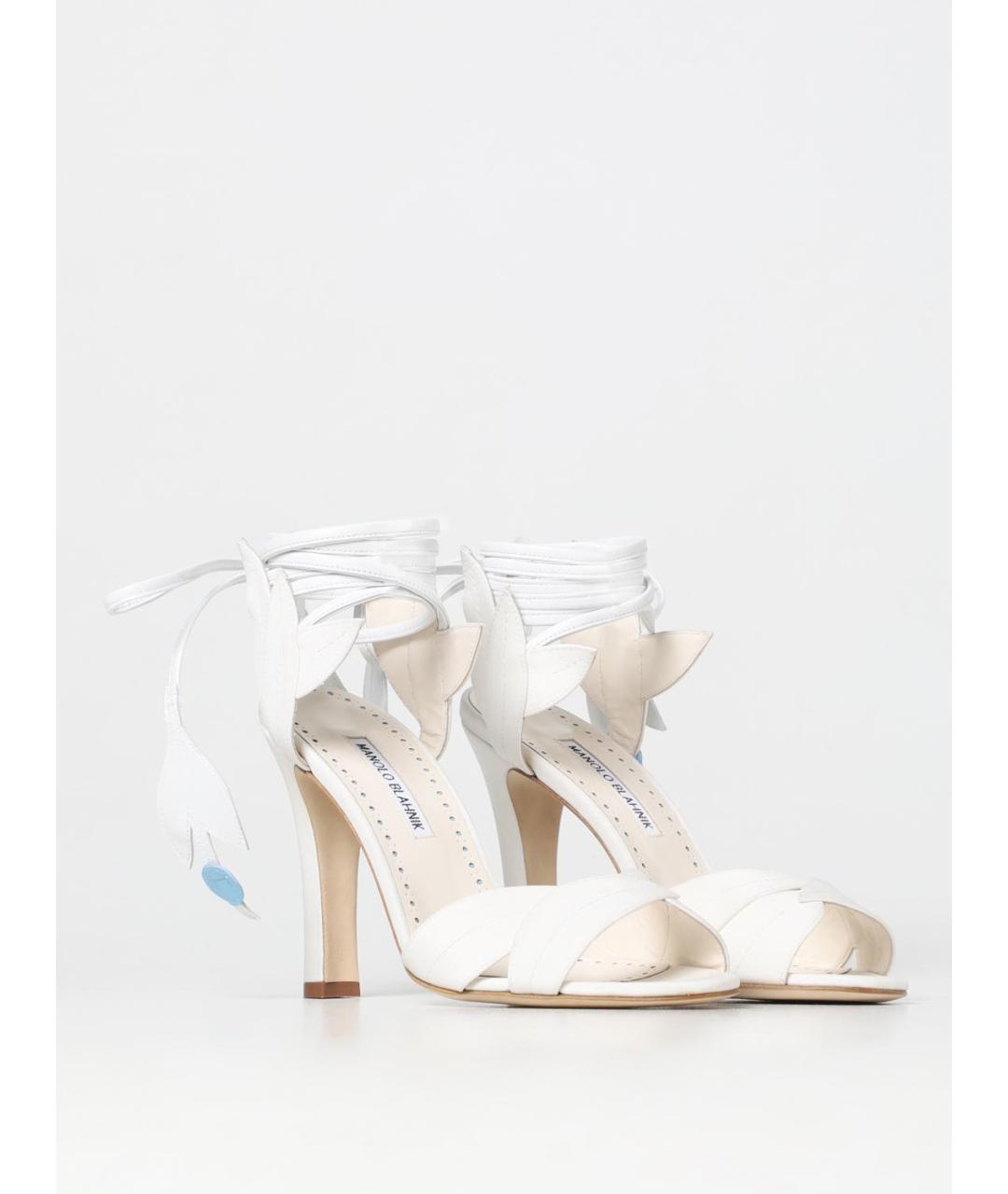 MANOLO BLAHNIK Белые текстильные босоножки, фото 5