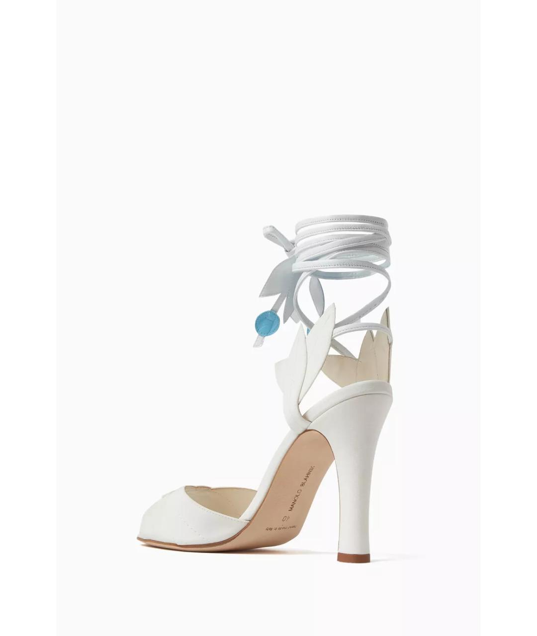 MANOLO BLAHNIK Белые текстильные босоножки, фото 7