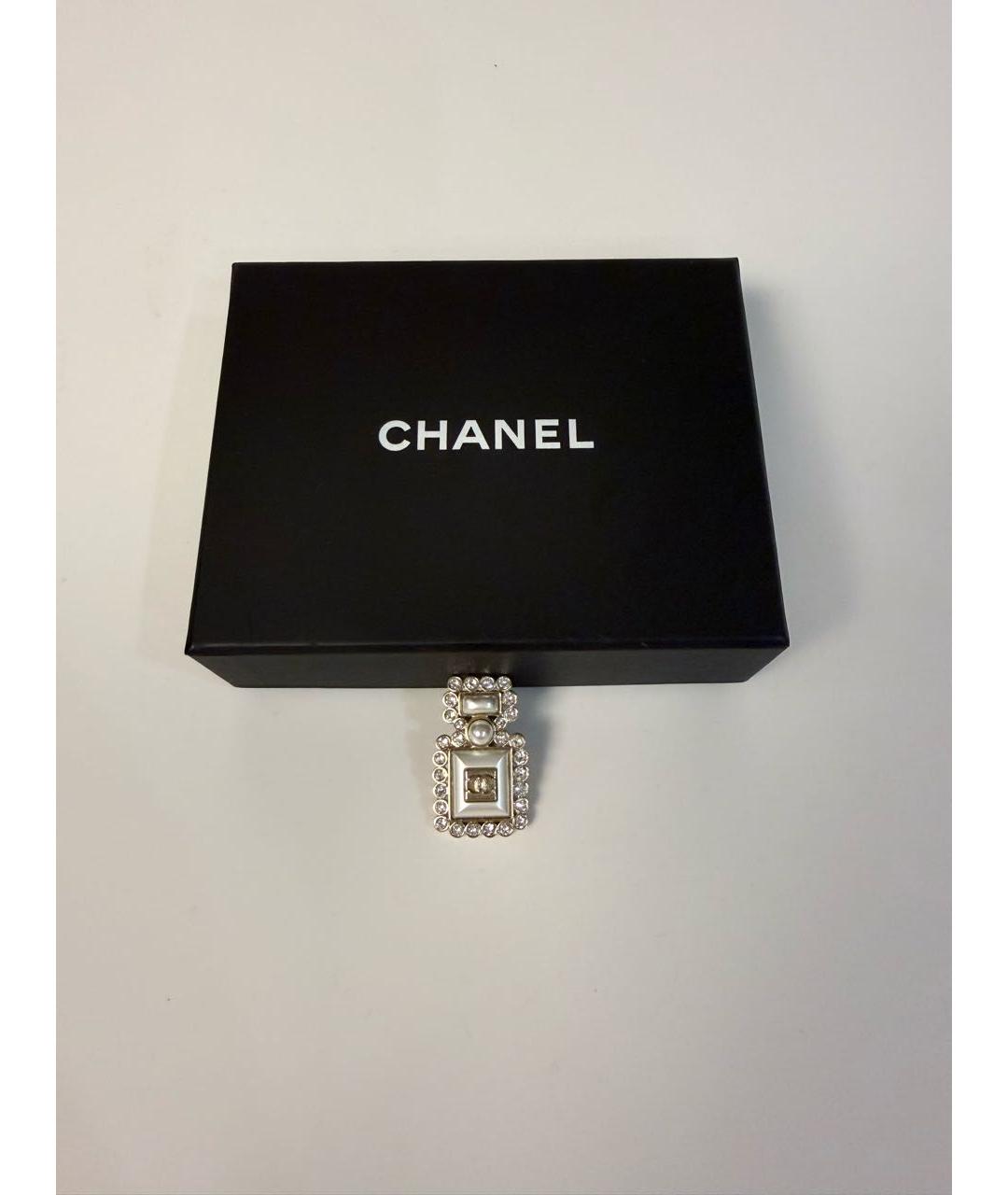 CHANEL Белая жемчужная булавка / брошь, фото 3
