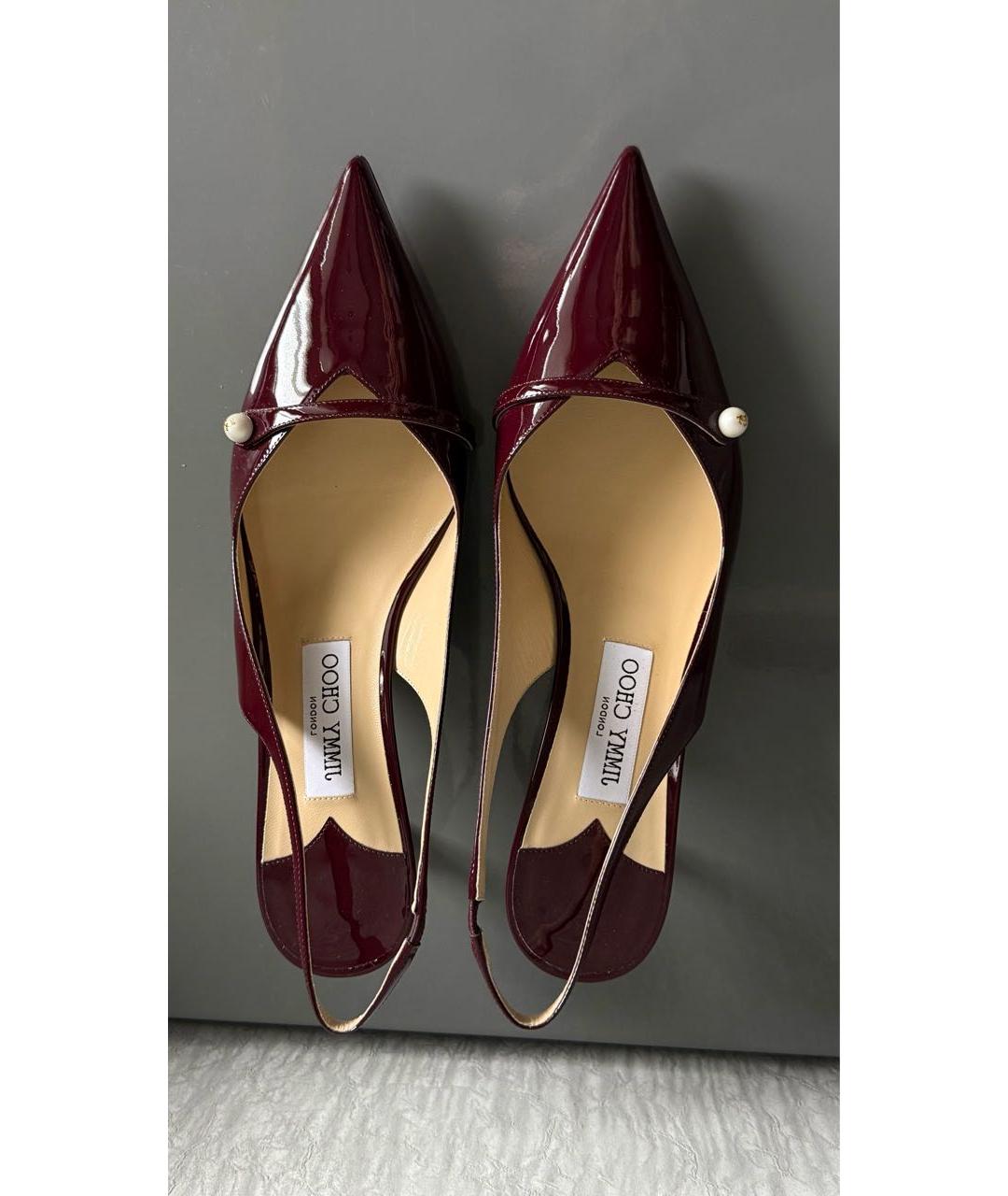 MIU MIU Бордовые лодочки на низком каблуке из лакированной кожи, фото 2