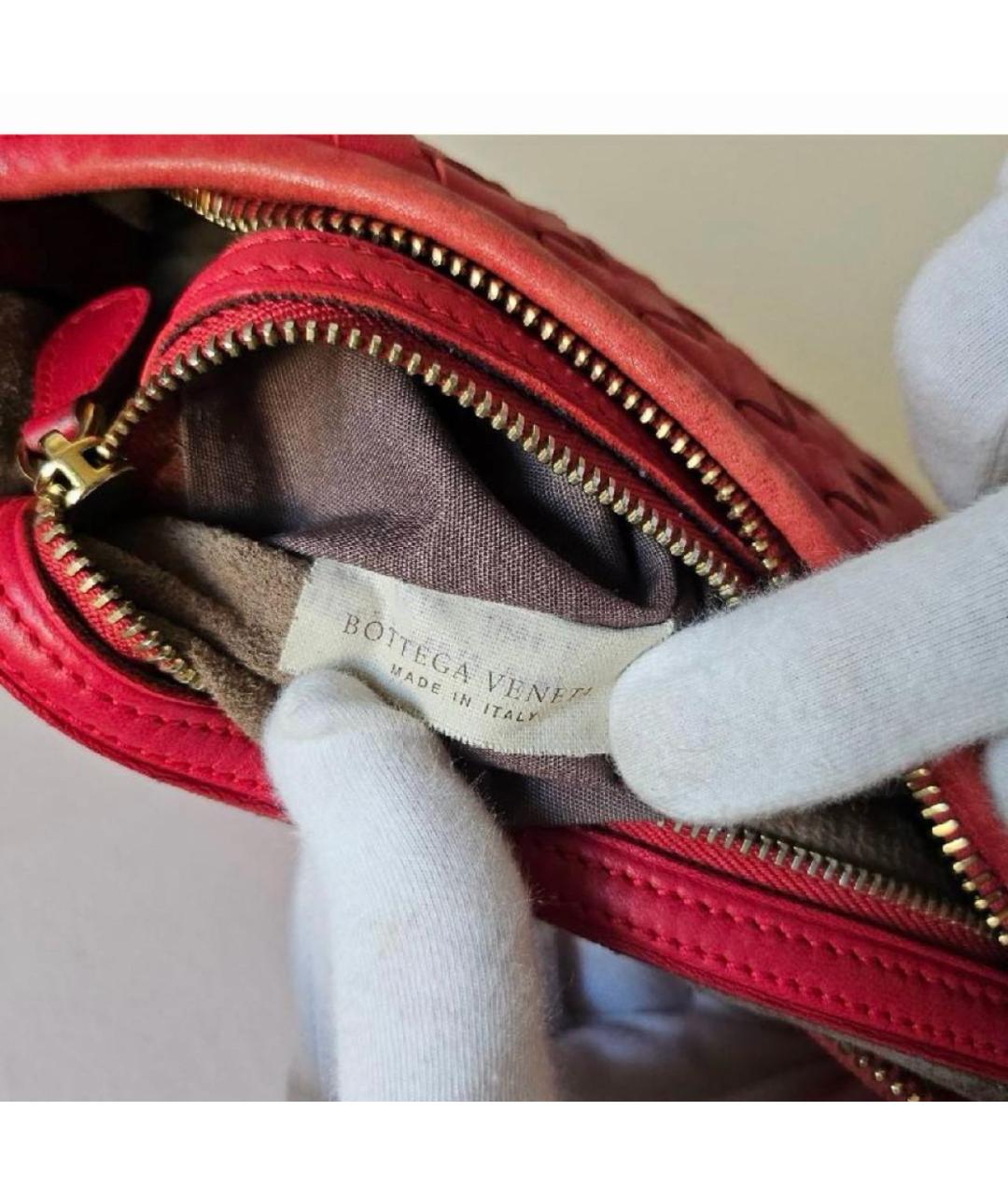 BOTTEGA VENETA Красная кожаная сумка с короткими ручками, фото 8