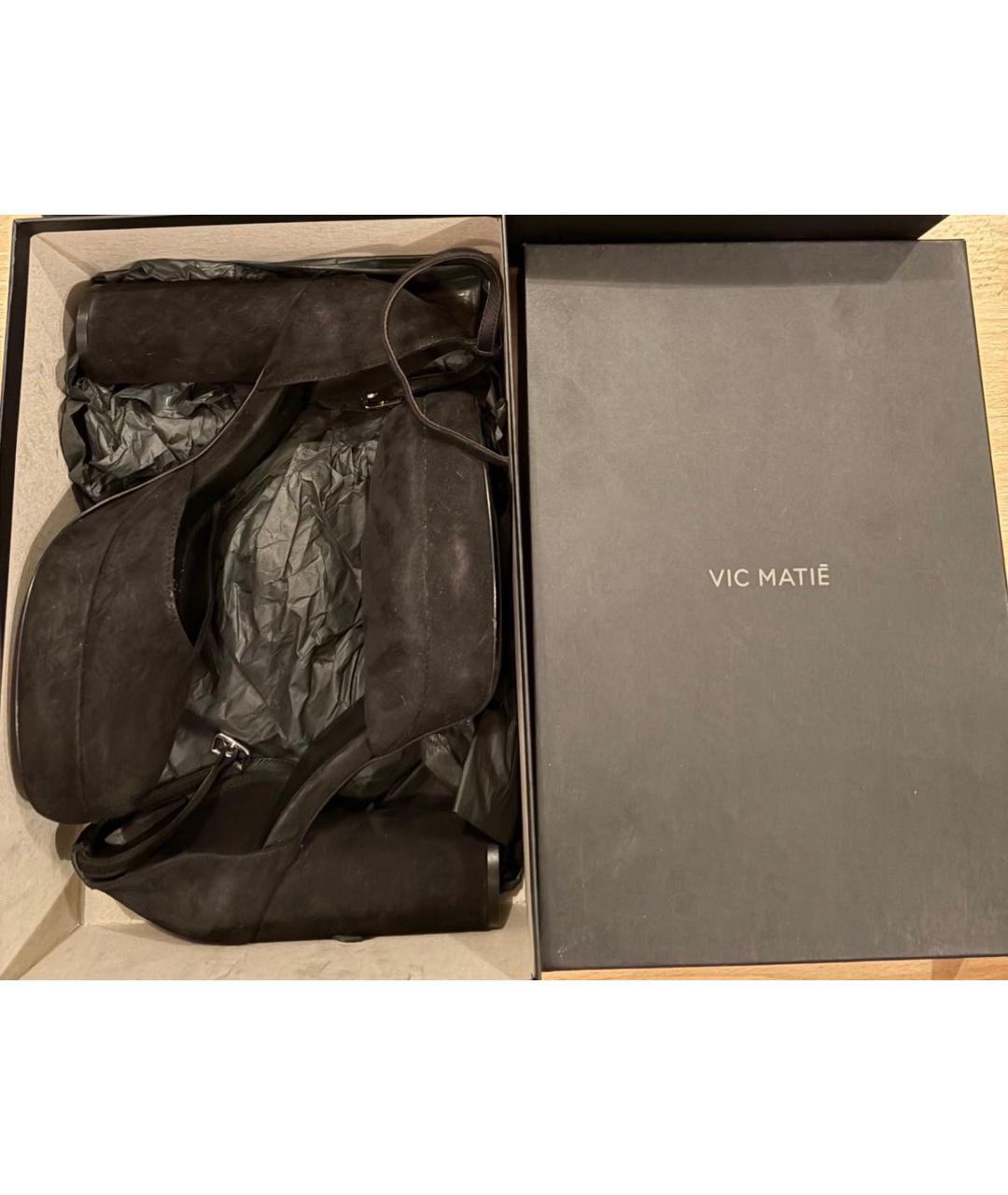 VIC MATIE Черные замшевые туфли, фото 4