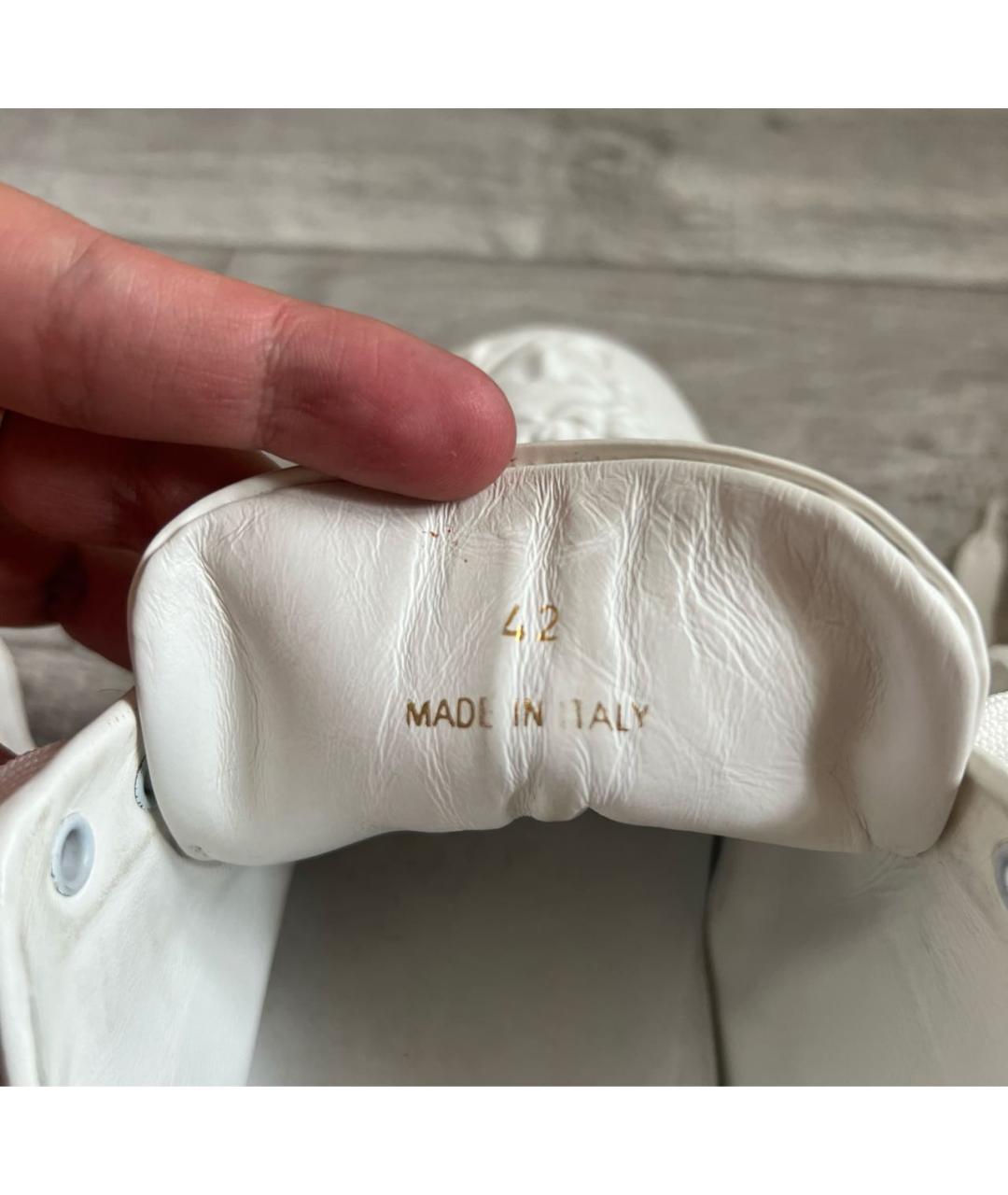 VERSACE Белые кожаные низкие кроссовки / кеды, фото 7