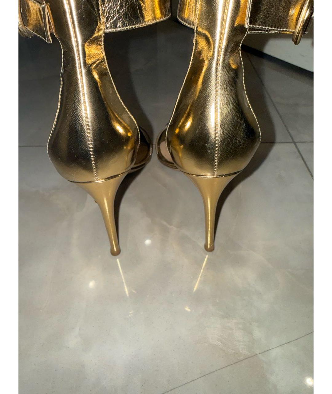 GIANVITO ROSSI Золотые кожаные босоножки, фото 4