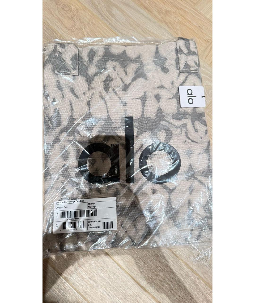 ALO YOGA Серая тканевая дорожная/спортивная сумка, фото 2