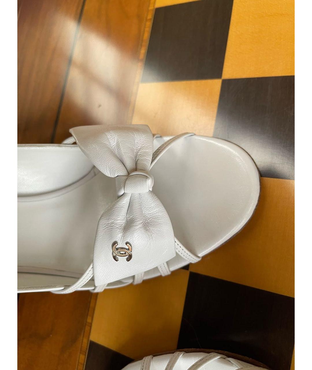 CHANEL Белые кожаные туфли, фото 3