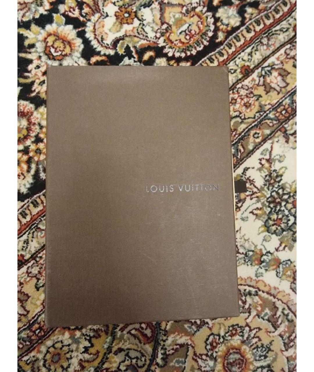 LOUIS VUITTON Коричневая сумка с короткими ручками, фото 2