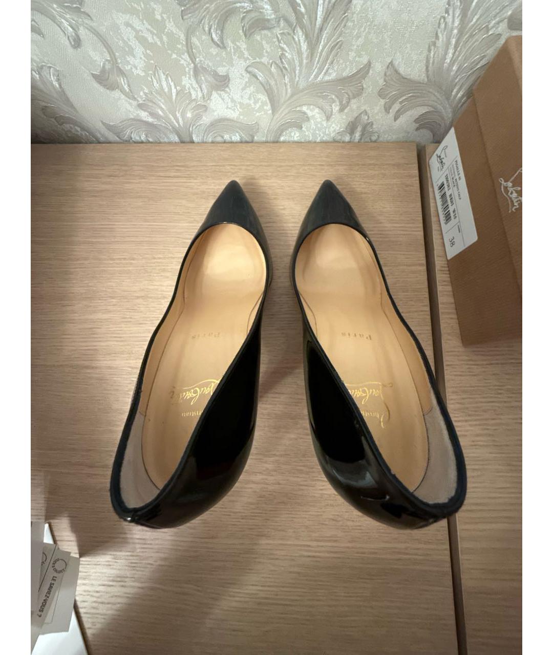 CHRISTIAN LOUBOUTIN Черные туфли из лакированной кожи, фото 3