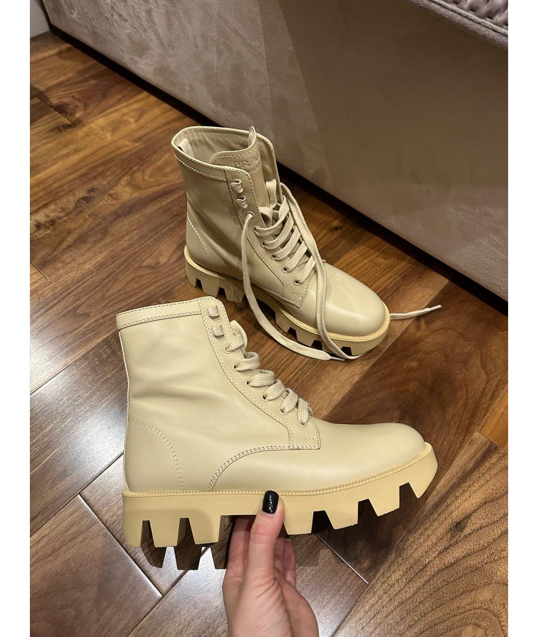 PRADA Бежевые кожаные ботинки, фото 2