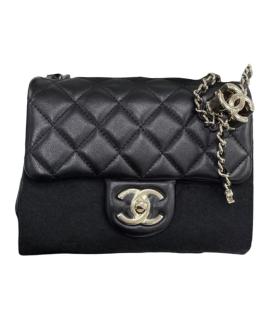 CHANEL Сумка через плечо
