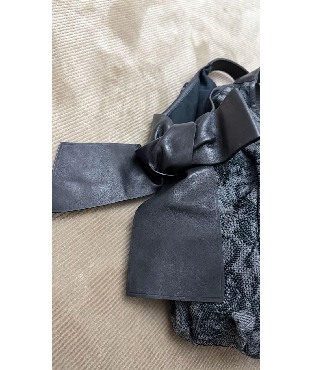 VALENTINO Антрацитовая жаккардовая сумка с короткими ручками, фото 2