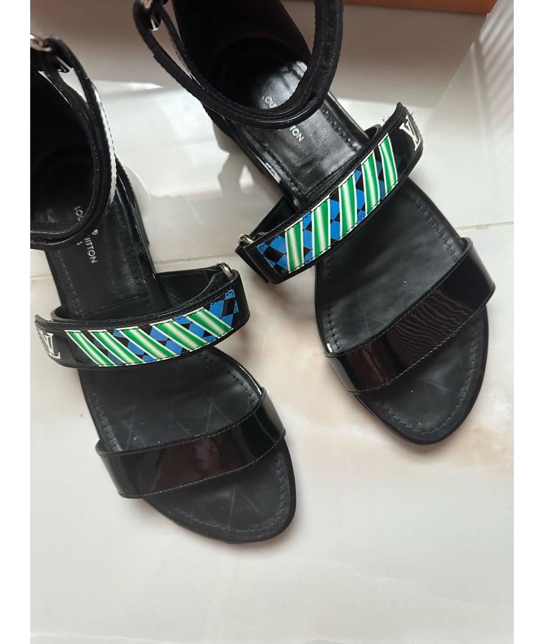 LOUIS VUITTON Черные кожаные сандалии, фото 4