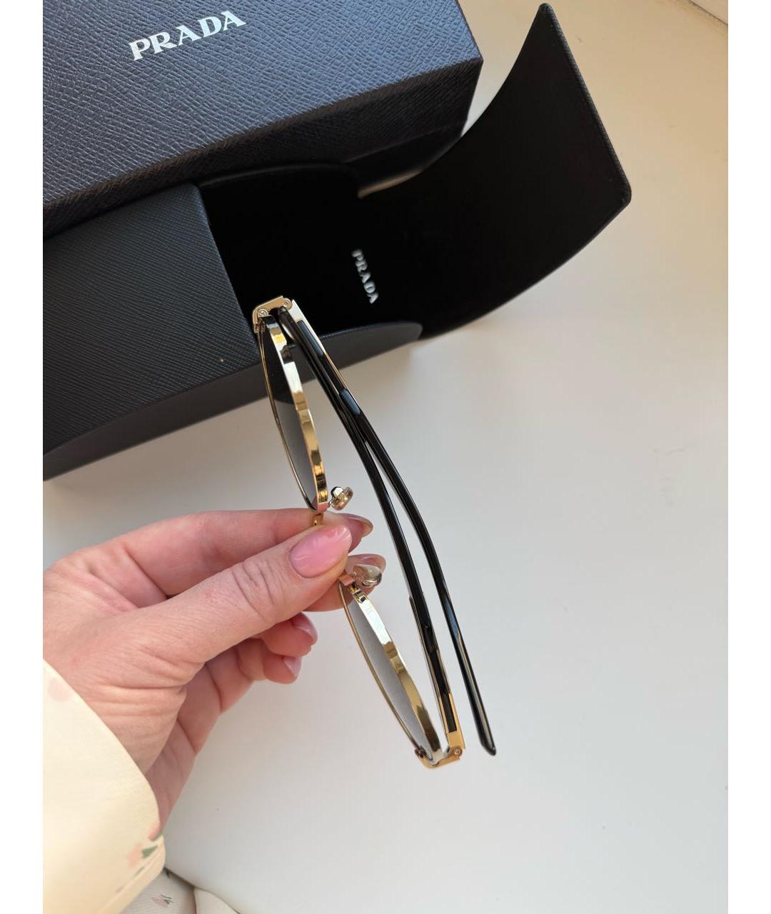 PRADA Золотые металлические солнцезащитные очки, фото 3