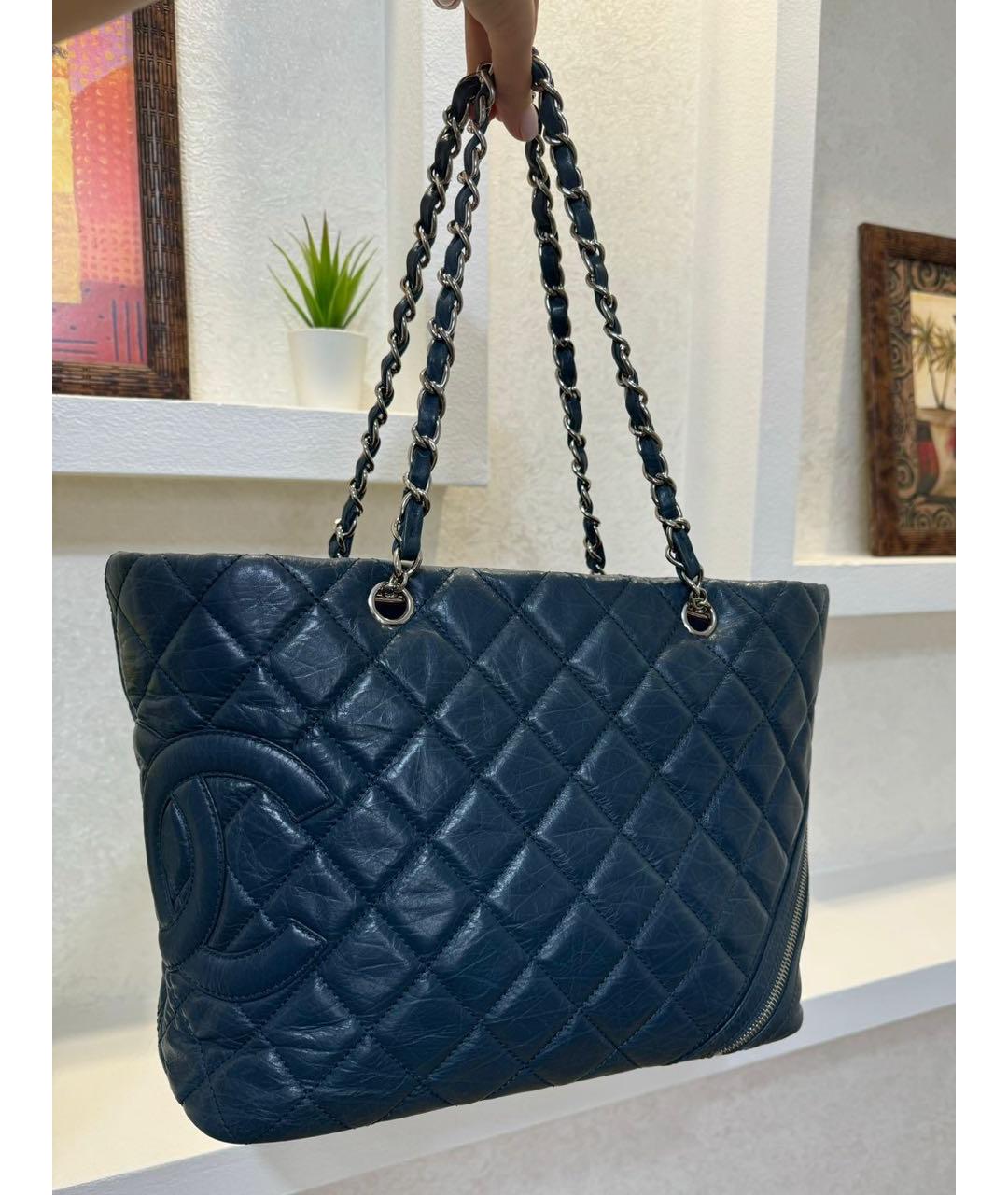 CHANEL Темно-синяя кожаная сумка тоут, фото 6