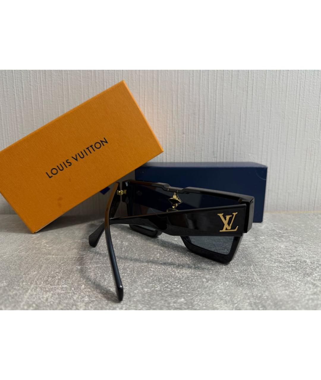 LOUIS VUITTON Черные пластиковые солнцезащитные очки, фото 8