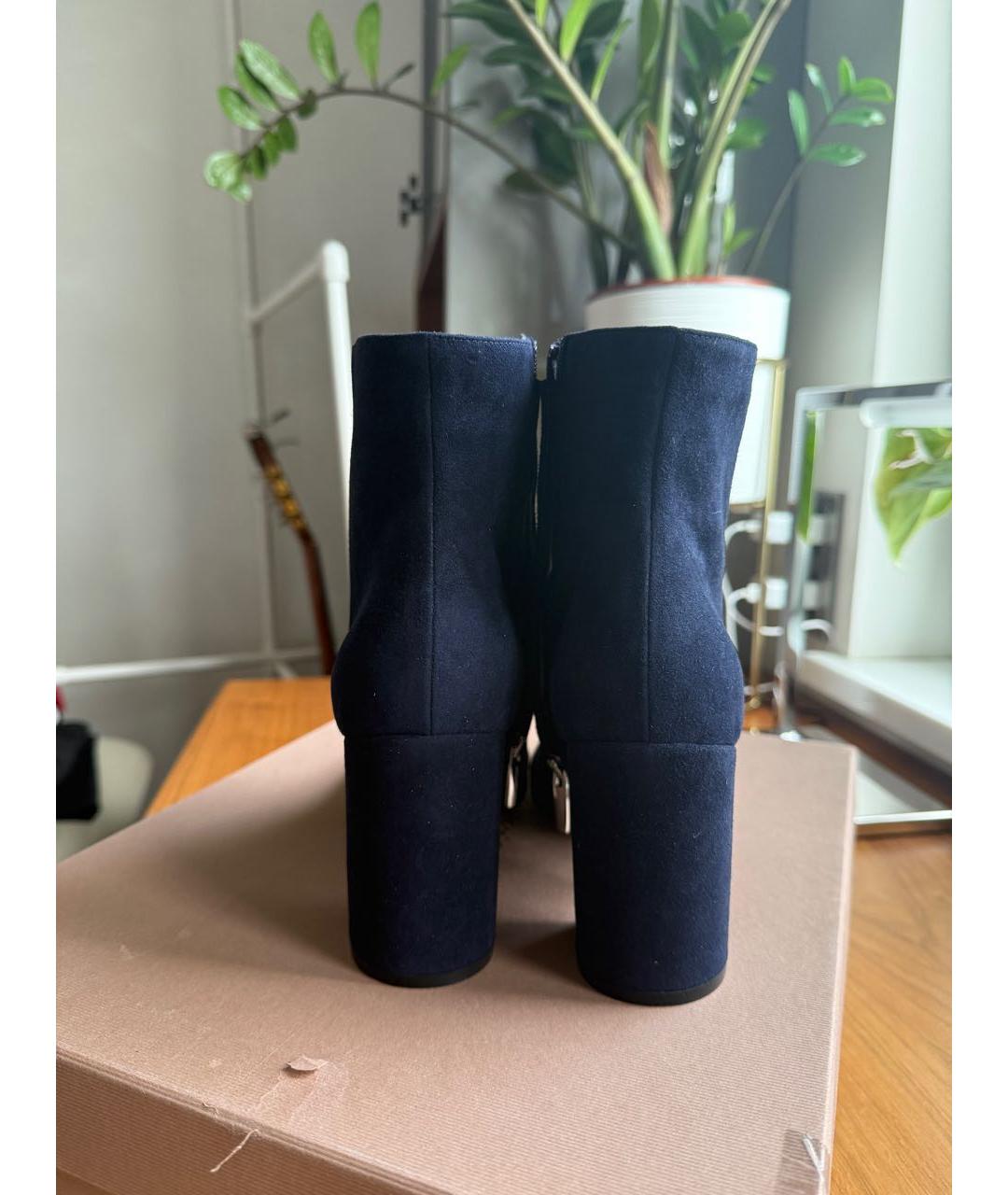 SERGIO ROSSI Темно-синие замшевые ботильоны, фото 3