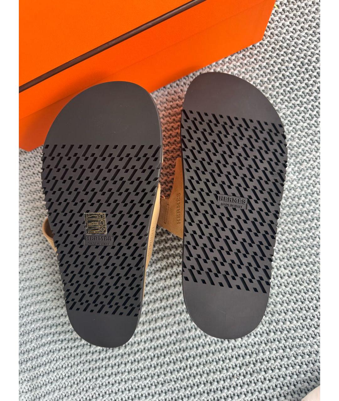 HERMES Бежевые замшевые шлепанцы, фото 6