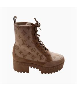 LOUIS VUITTON Ботинки