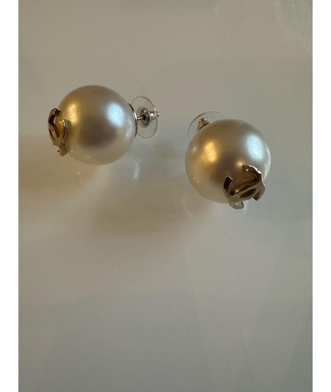 CHANEL Белые серьги, фото 2