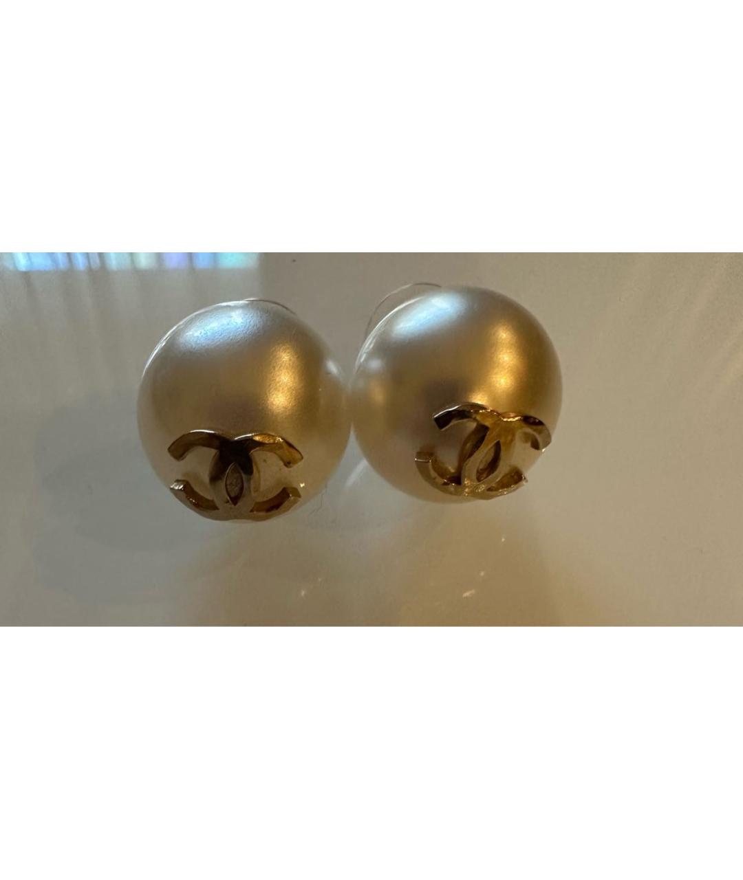 CHANEL Белые серьги, фото 4