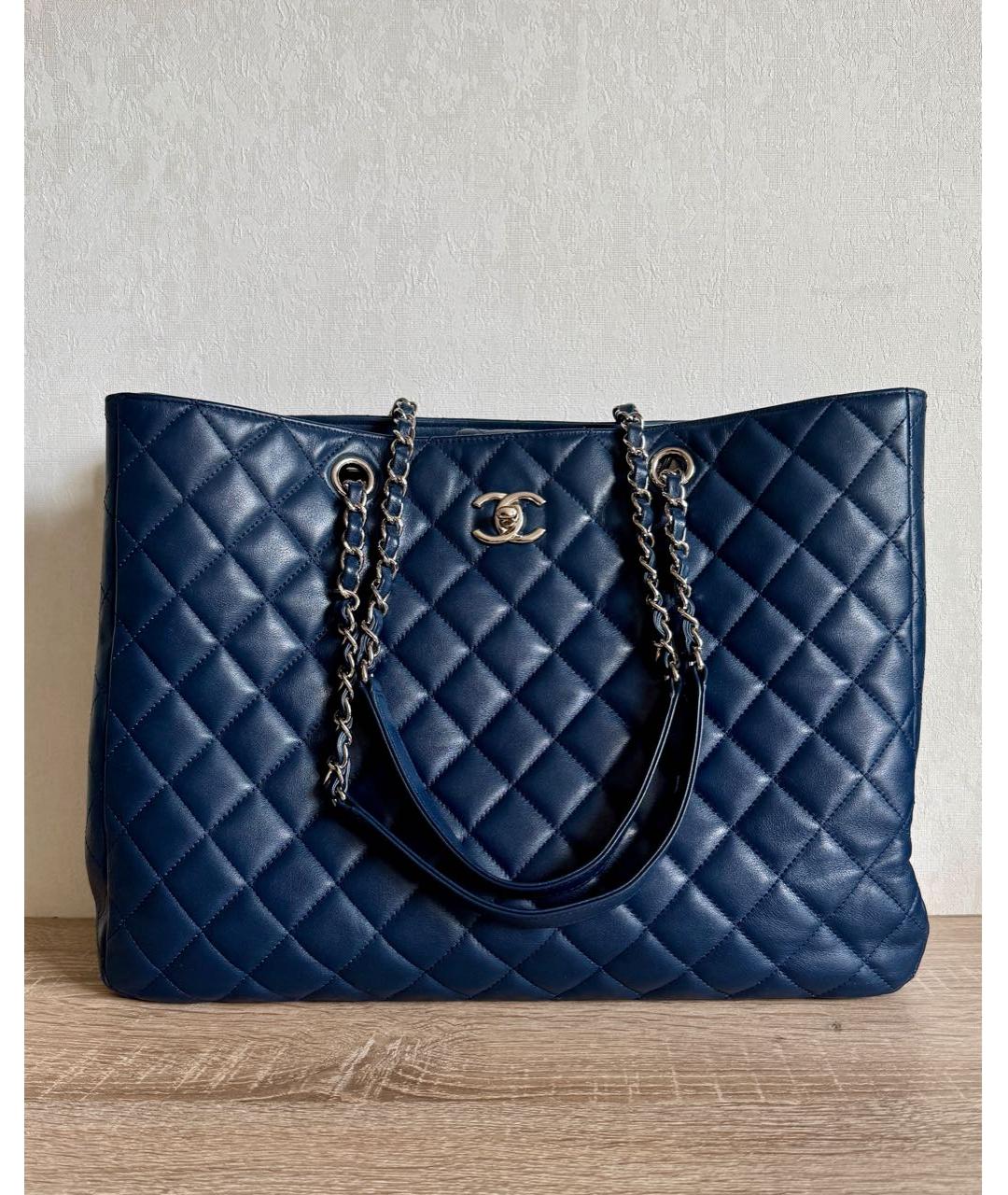 CHANEL Темно-синяя кожаная сумка тоут, фото 9