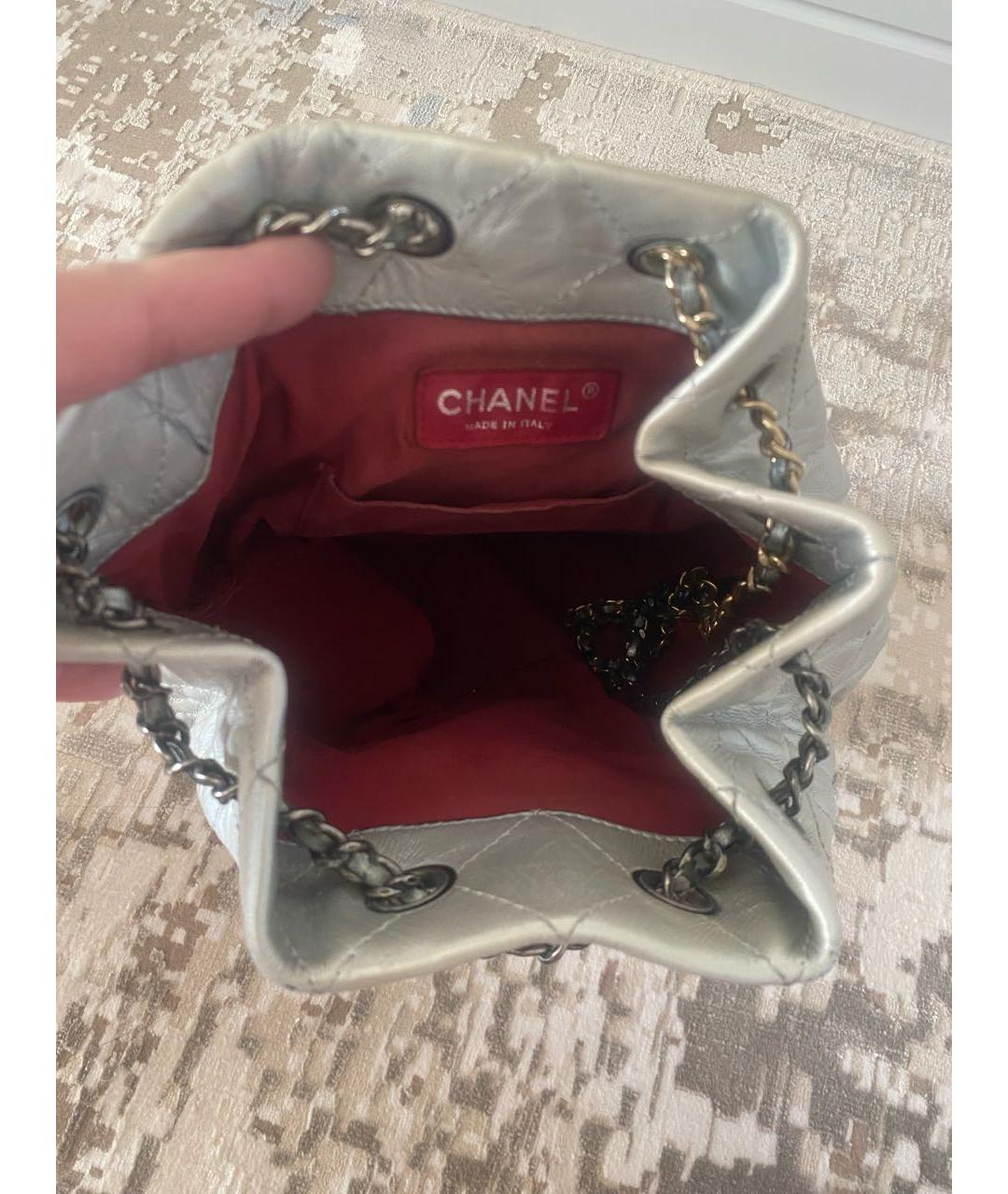 CHANEL Серебрянный кожаный рюкзак, фото 5
