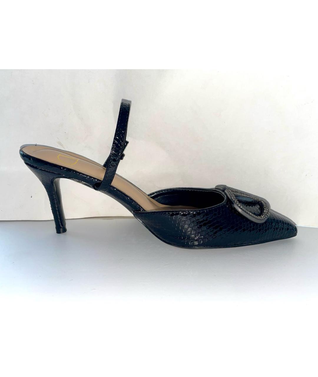 VALENTINO Черные лодочки на низком каблуке из лакированной кожи, фото 9