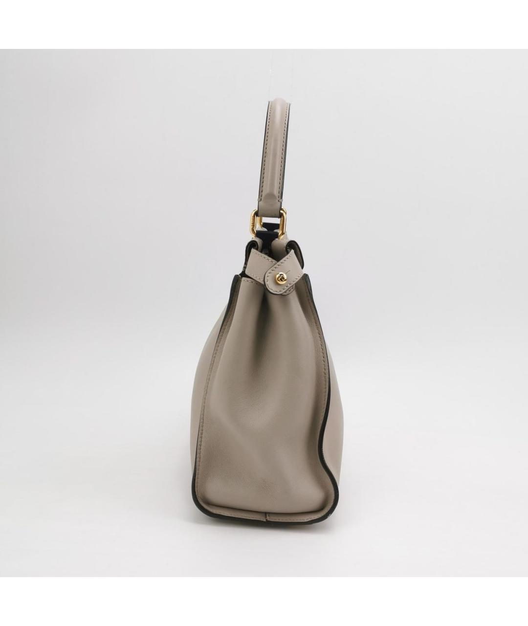 FENDI Бежевая кожаная сумка с короткими ручками, фото 7