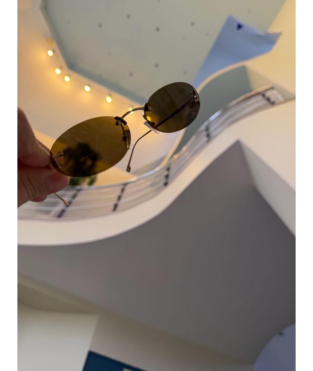 FENDI Золотые металлические солнцезащитные очки, фото 6