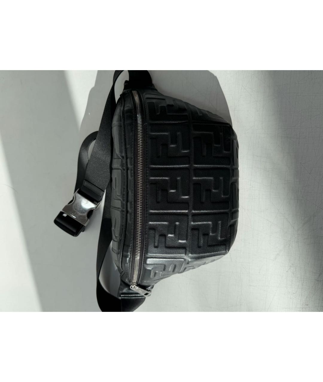 FENDI Черная кожаная поясная сумка, фото 2