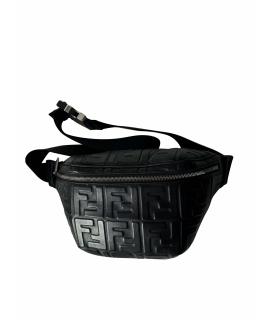 FENDI Поясная сумка