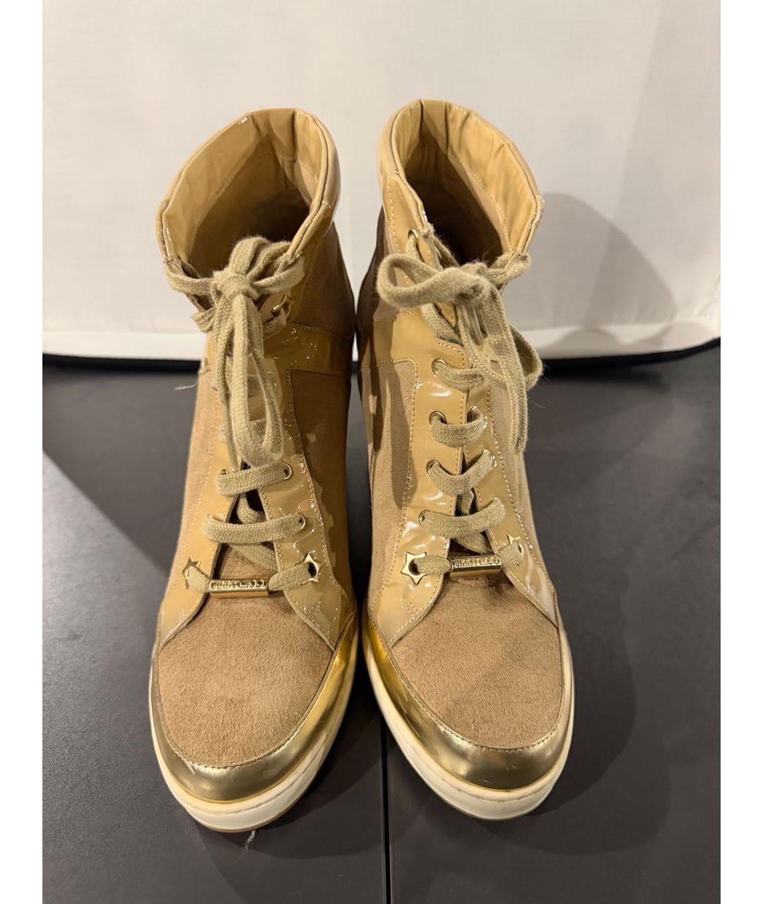 JIMMY CHOO Бежевые замшевые ботильоны, фото 2