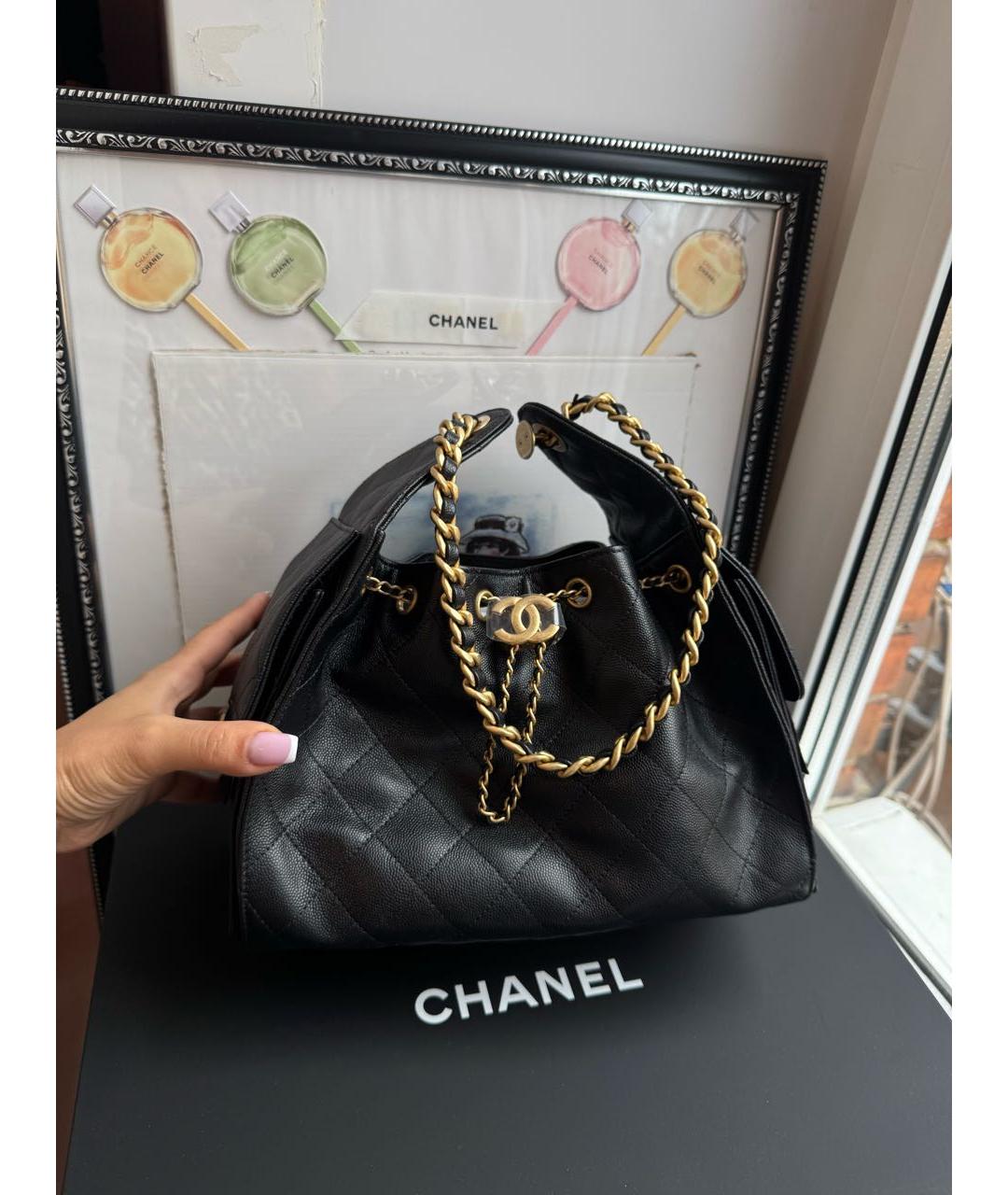 CHANEL Черная кожаная сумка через плечо, фото 2