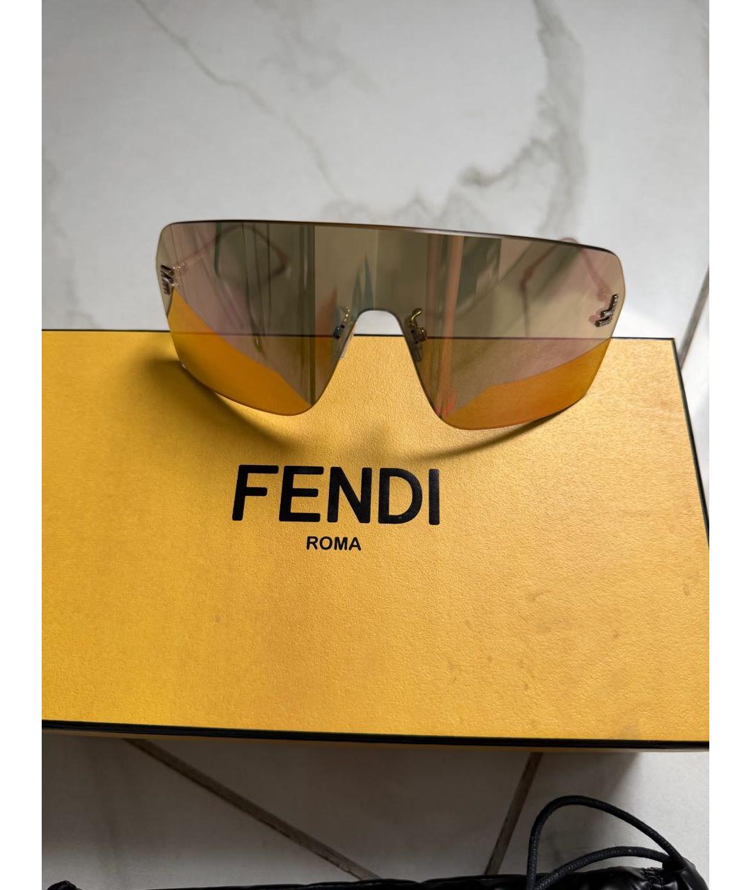 FENDI Золотые металлические солнцезащитные очки, фото 7