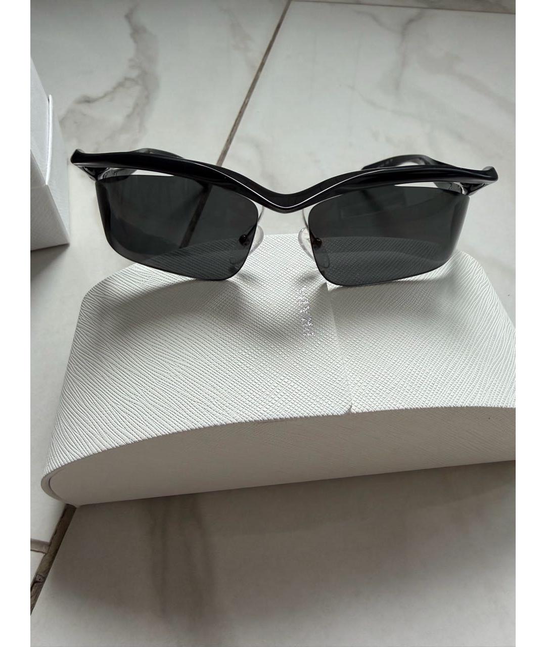 PRADA Черные пластиковые солнцезащитные очки, фото 5