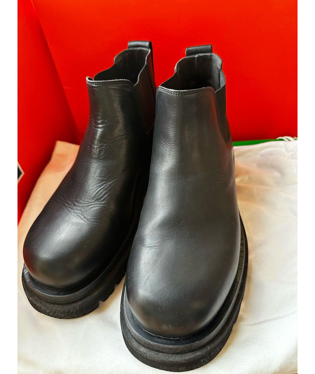 BOTTEGA VENETA Черные кожаные низкие ботинки, фото 2