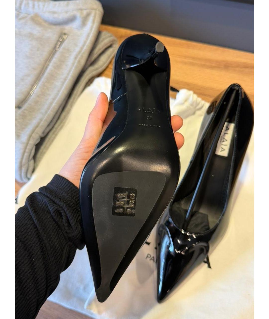 ALAIA Черные туфли из лакированной кожи, фото 7