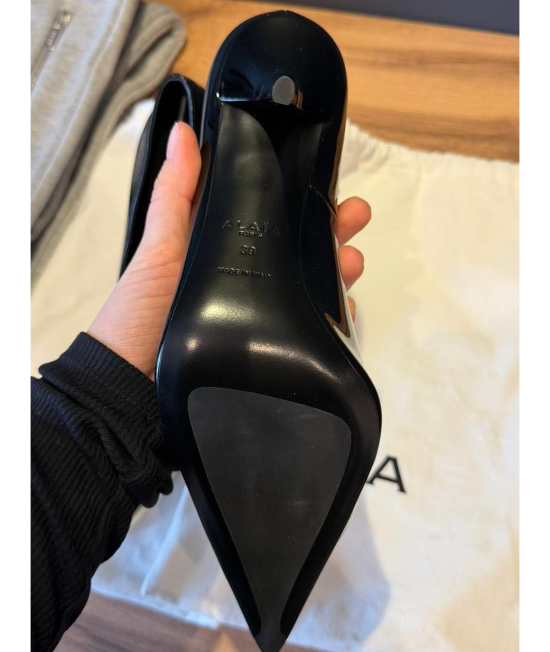 ALAIA Черные туфли из лакированной кожи, фото 6