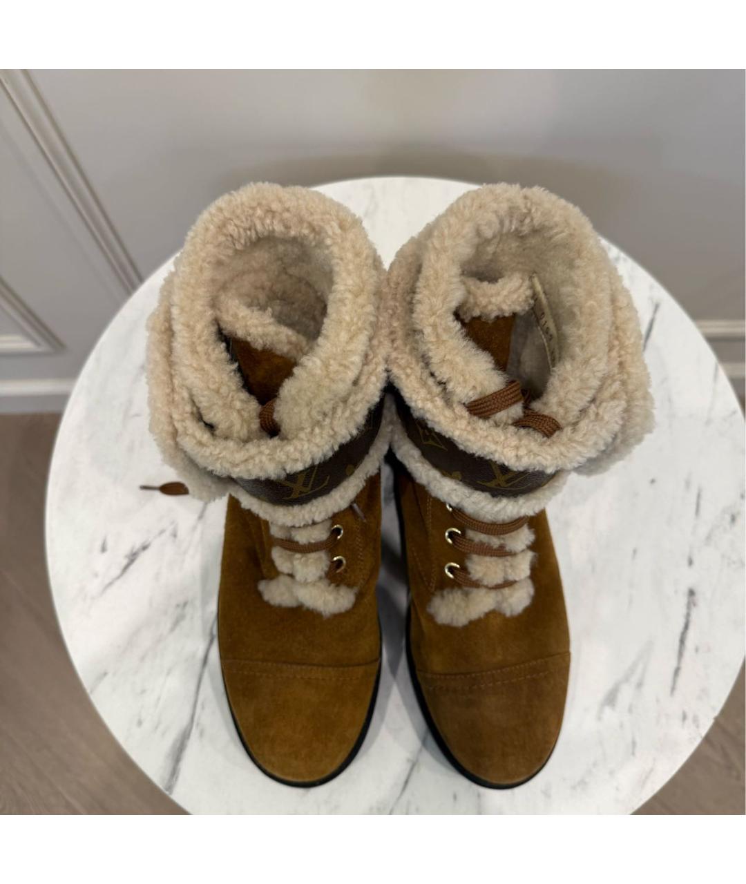 LOUIS VUITTON Коричневые замшевые ботинки, фото 4