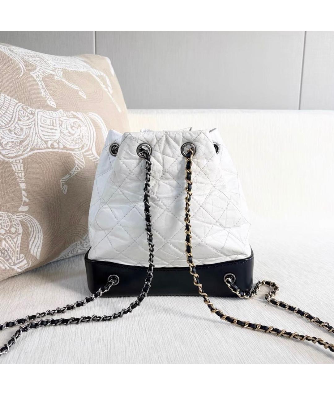CHANEL Белый кожаный рюкзак, фото 3