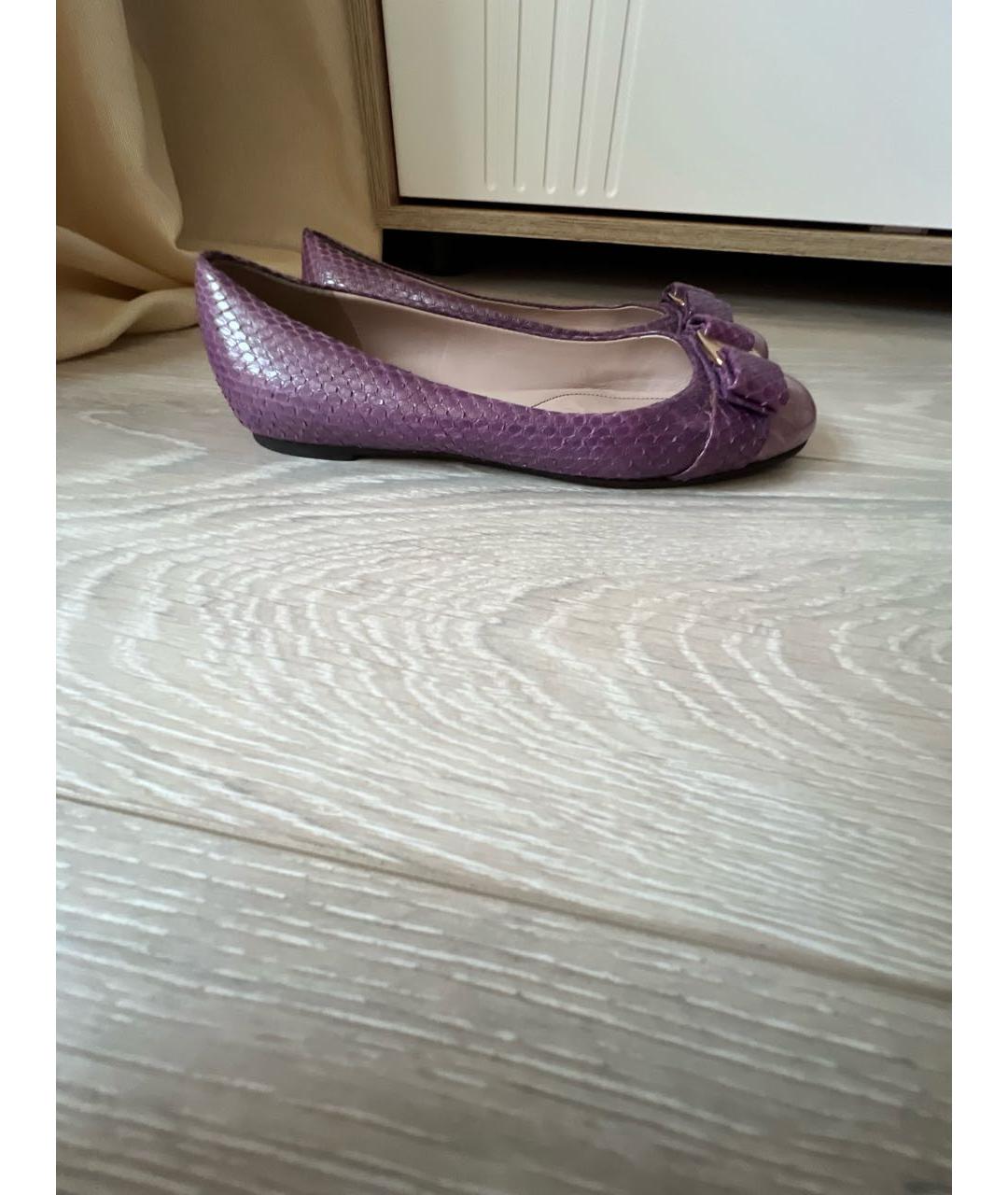 FERRAGAMO Фиолетовые балетки из экзотической кожи, фото 9
