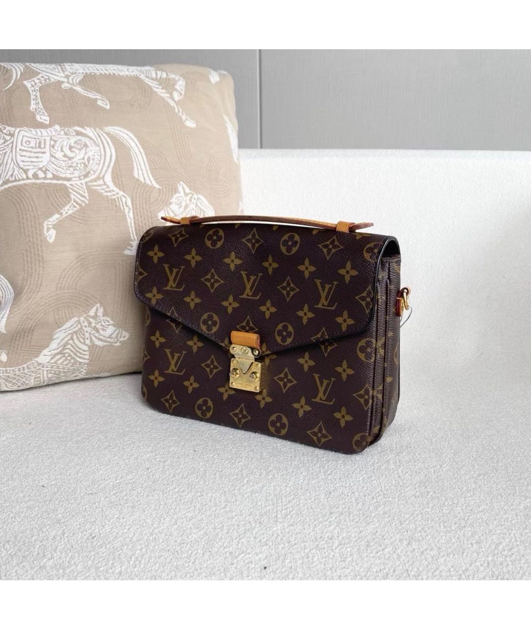 LOUIS VUITTON Коричневая сумка через плечо, фото 3