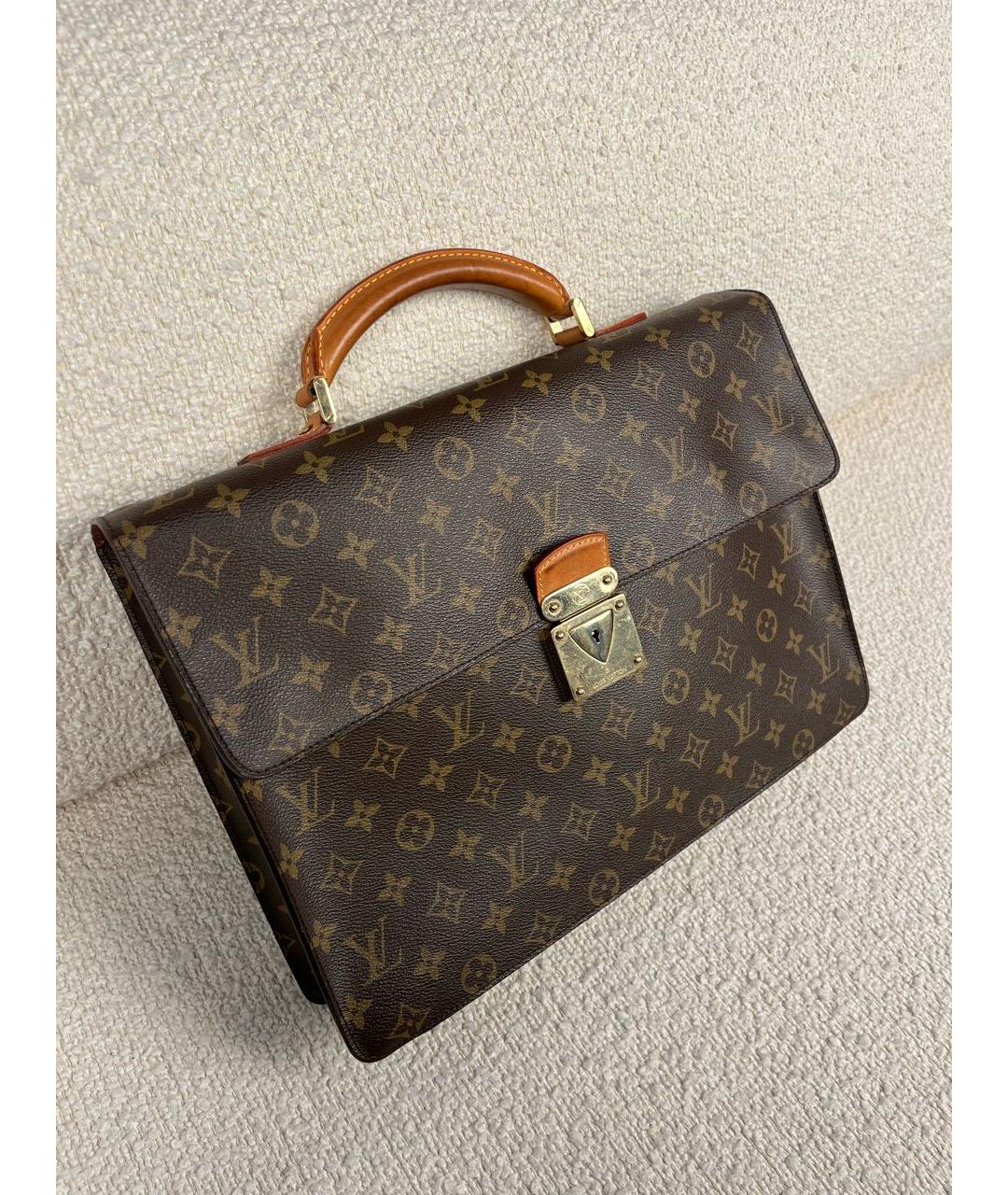 LOUIS VUITTON Коричневый кожаный портфель, фото 2