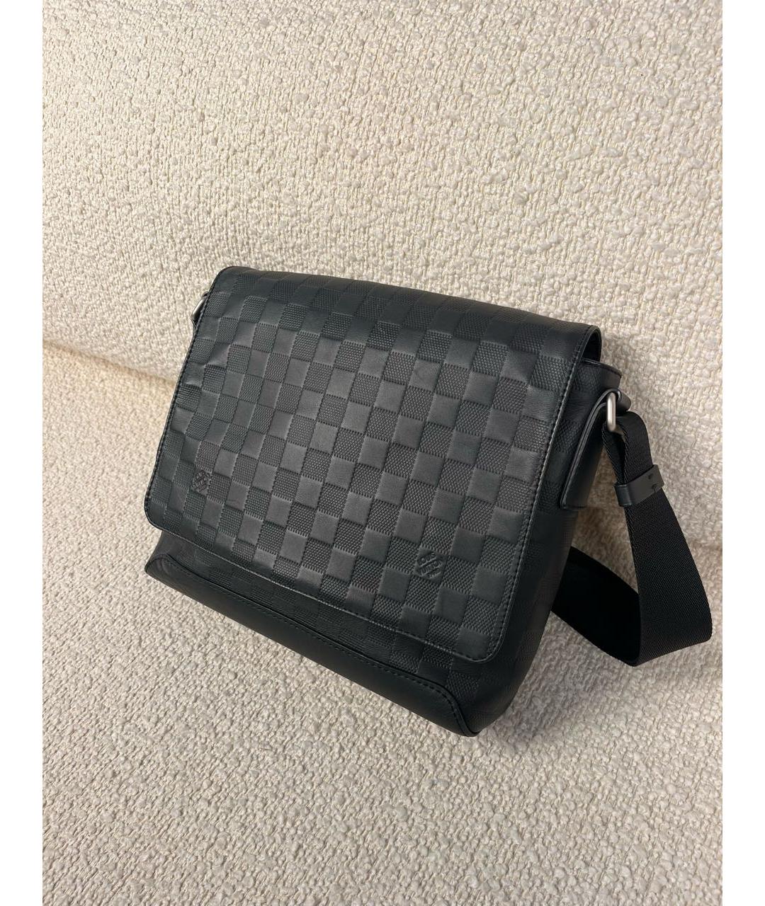 LOUIS VUITTON Черная кожаная сумка на плечо, фото 5