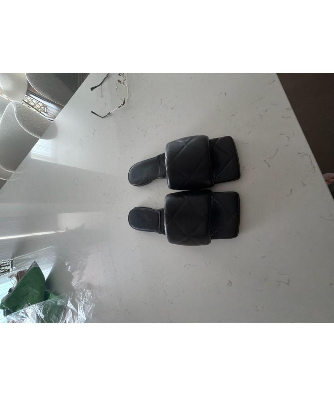 BOTTEGA VENETA Черные кожаные босоножки, фото 9