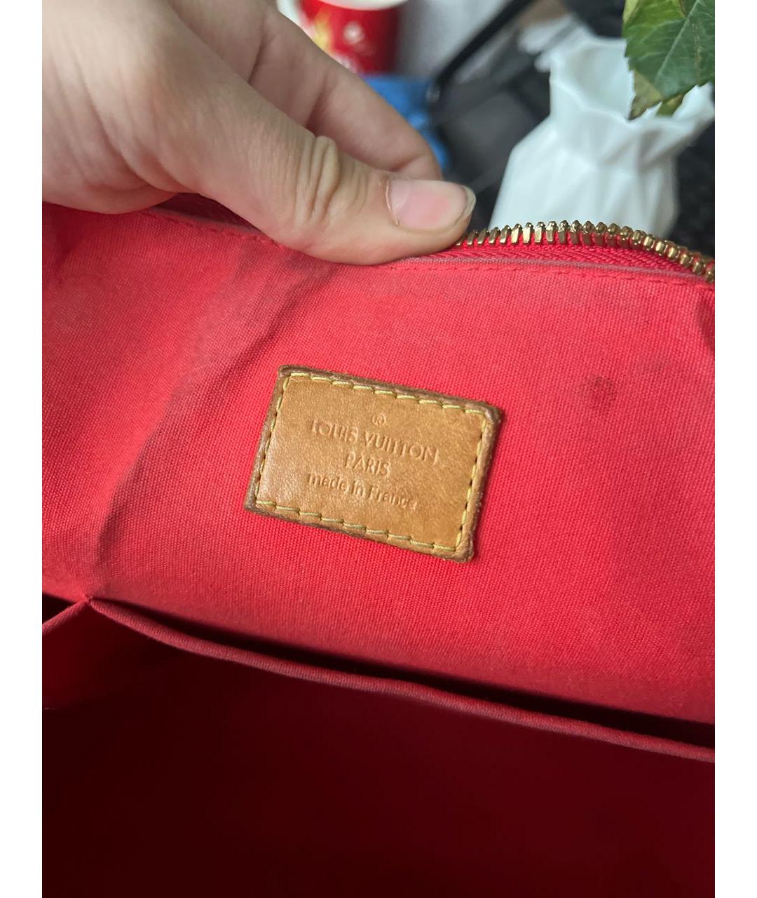 LOUIS VUITTON Красная сумка с короткими ручками из лакированной кожи, фото 5